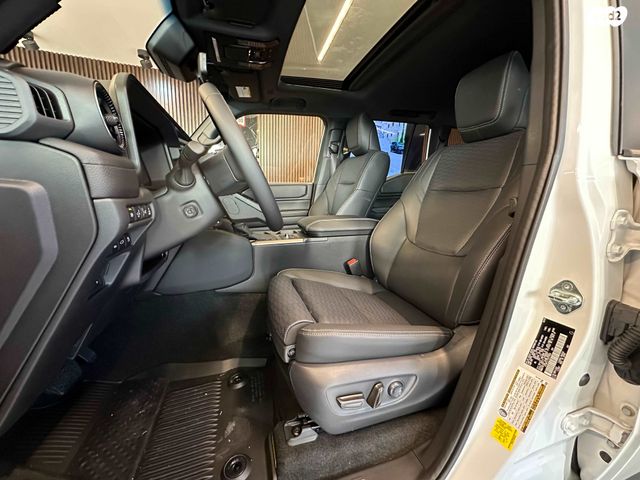 טויוטה לנד קרוזר