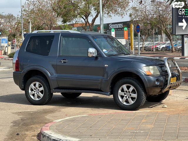 מיצובישי פג'רו