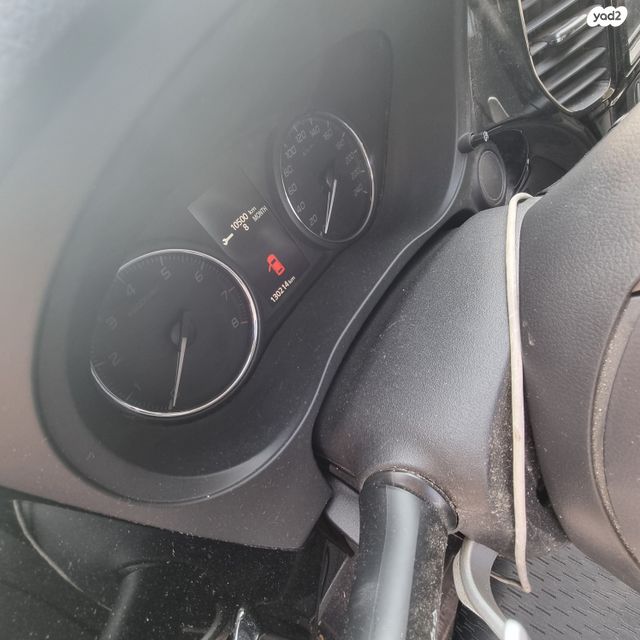 מודעת רכב מיצובישי אאוטלנדר