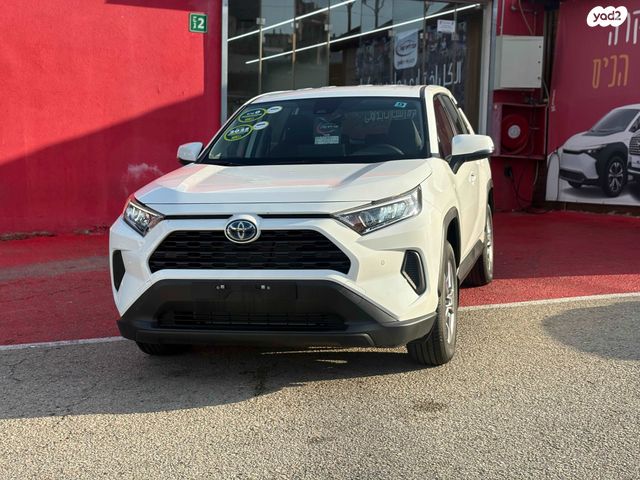 טויוטה RAV4
