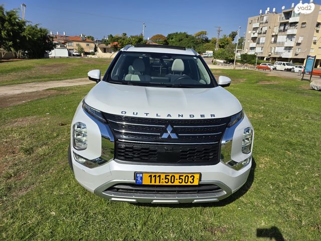 מיצובישי אאוטלנדר