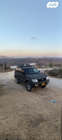 טויוטה לנד קרוזר