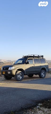 טויוטה לנד קרוזר