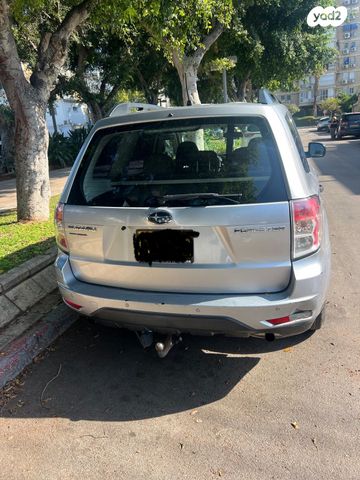 סובארו פורסטר