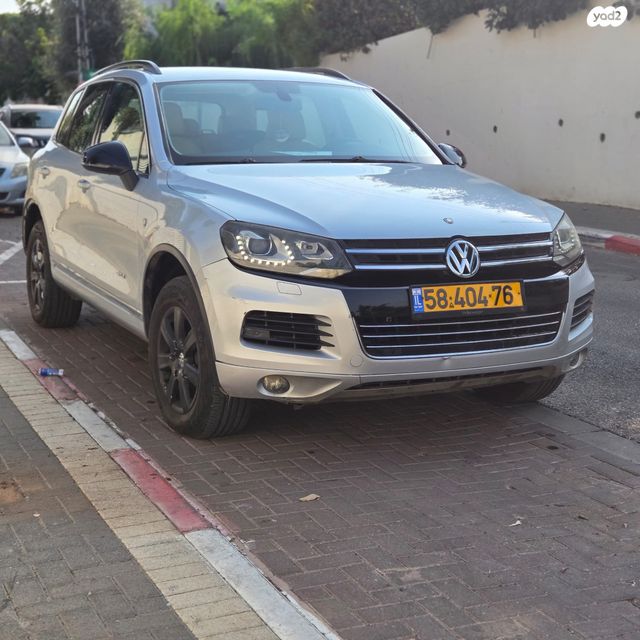 מודעת רכב פולקסווגן טוארג