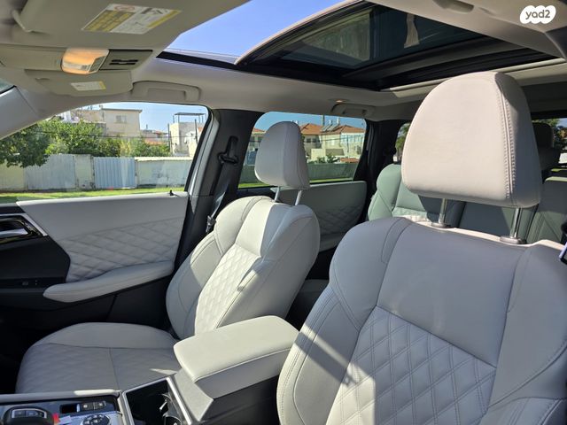 מיצובישי אאוטלנדר