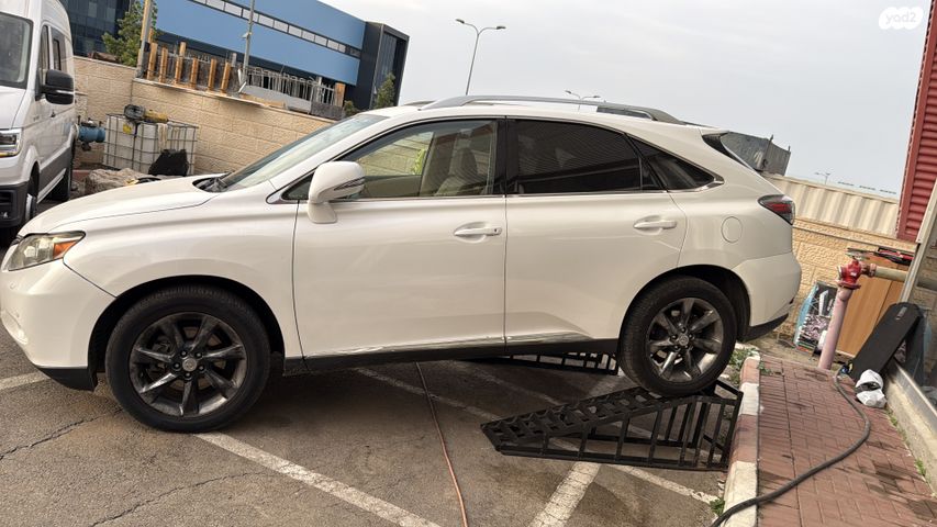 מודעת רכב לקסוס RX