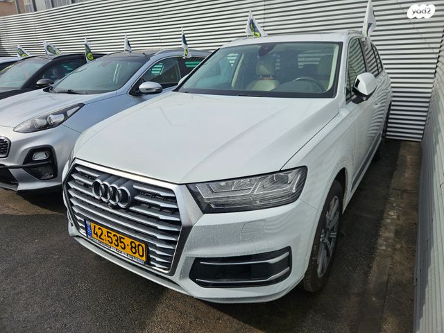 מודעת רכב אאודי Q7