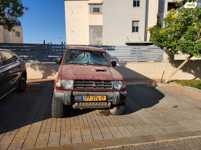 מיצובישי פג'רו