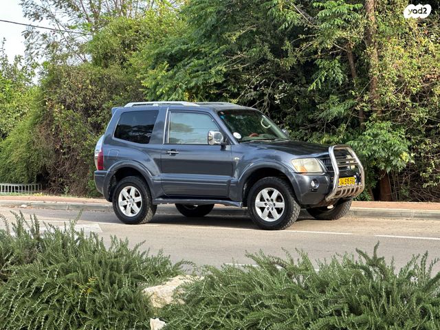 מודעת רכב מיצובישי פג'רו