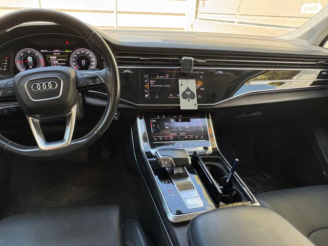 מודעת רכב אאודי Q7