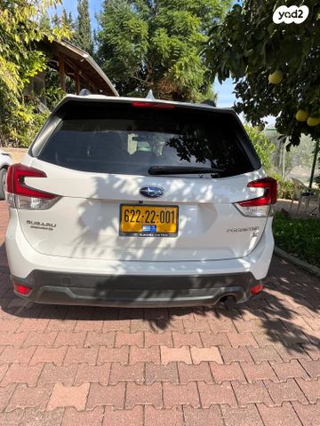 סובארו פורסטר