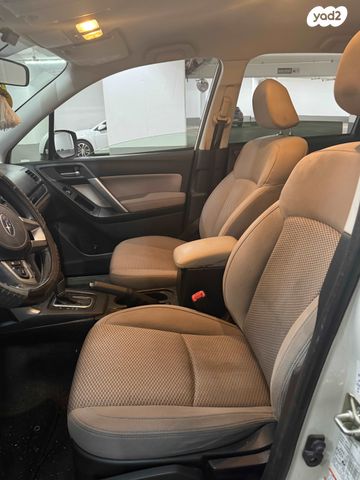 סובארו פורסטר