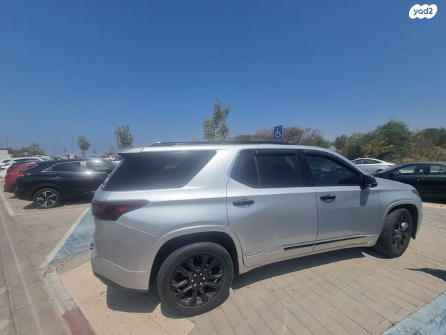 שברולט טראוורס