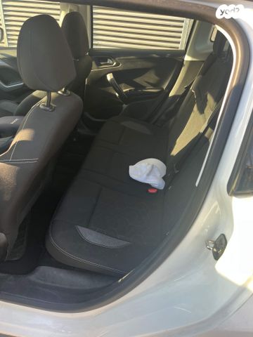 מודעת רכב פיג'ו 2008