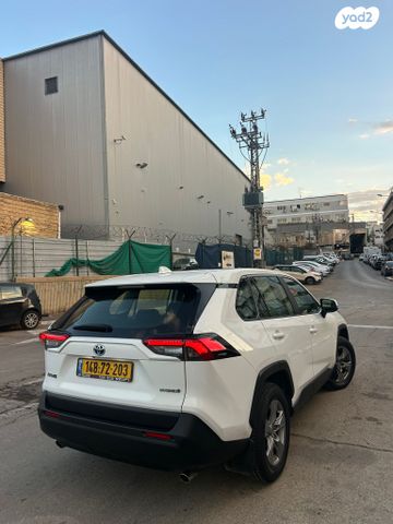 מודעת רכב טויוטה RAV4 2