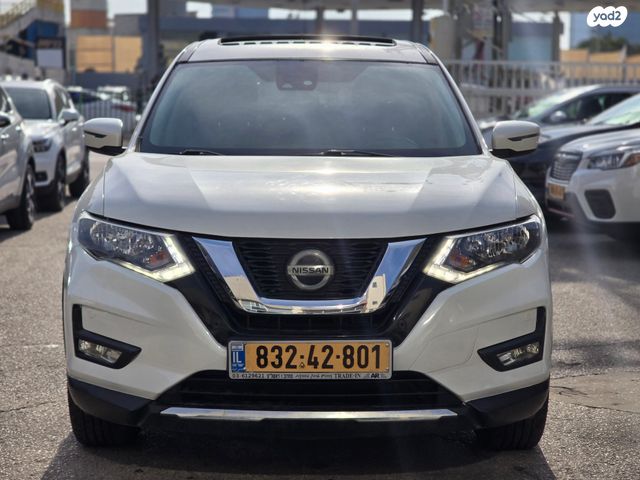 מודעת רכב ניסאן אקס טרייל 1