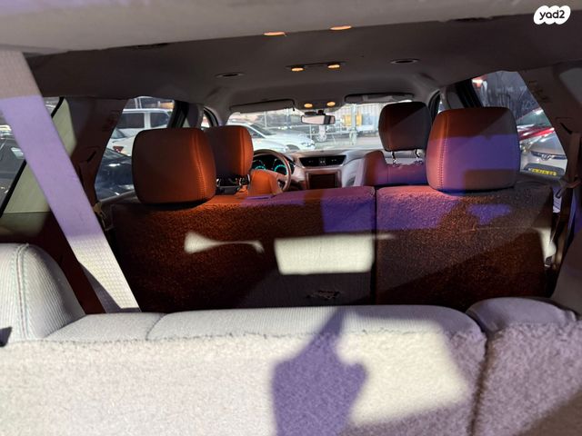 שברולט טראוורס