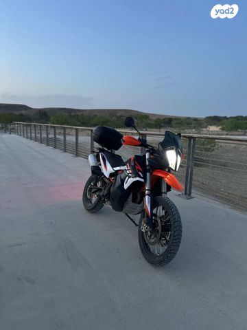 KTM Adventure 890R