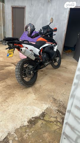 KTM Adventure 890R