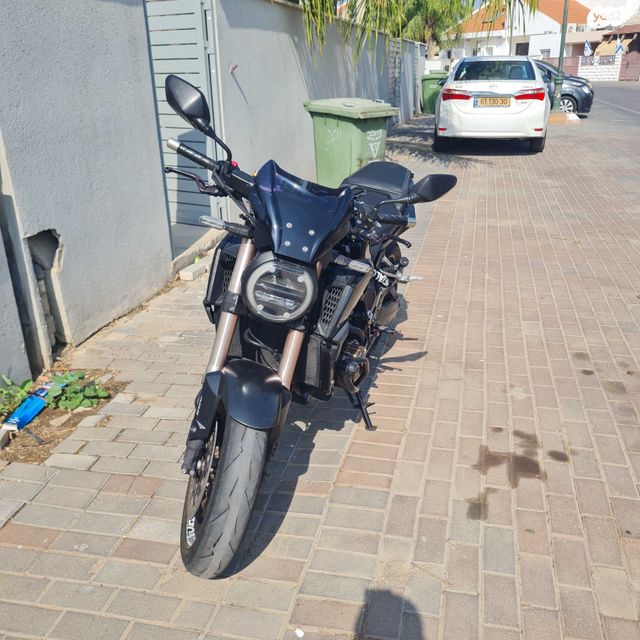 הונדה CB650R