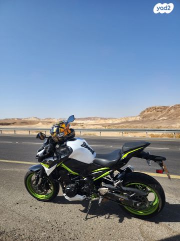 קאוואסאקי Z900