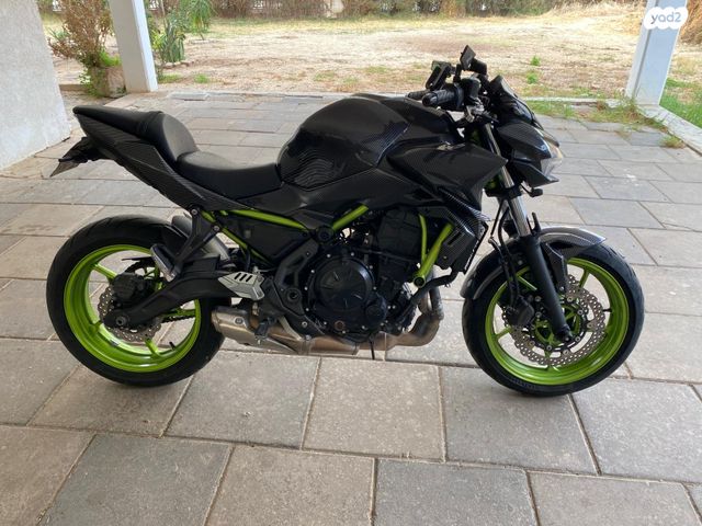מודעת רכב קאוואסאקי Z650