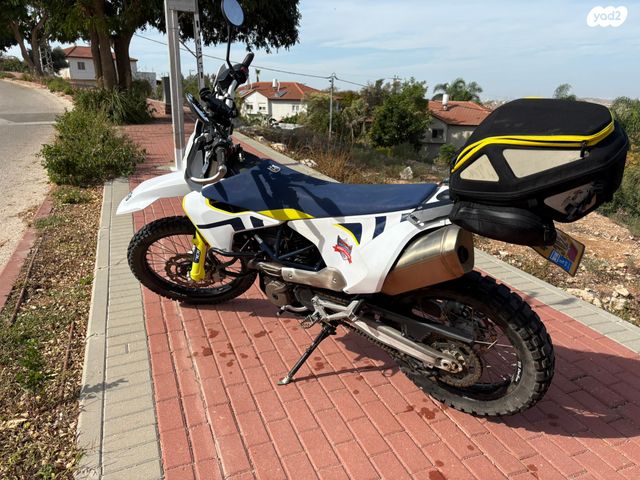 הוסקוורנה 701 אנדורו