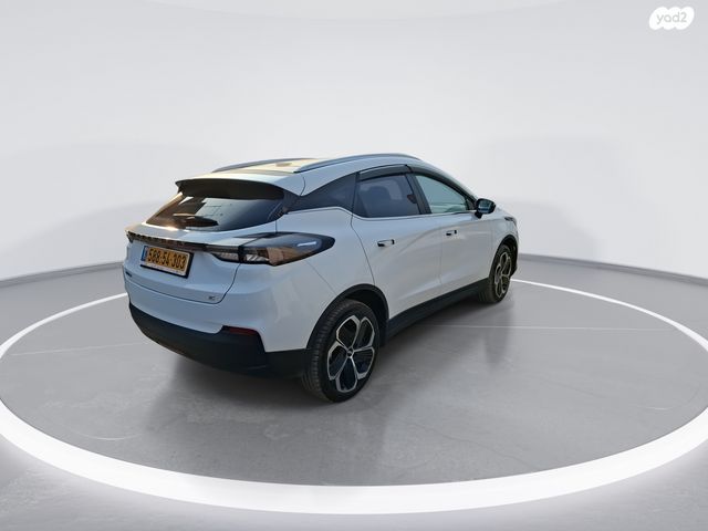 ג׳ילי Geometry C