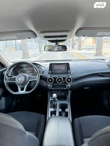 ניסאן סנטרה