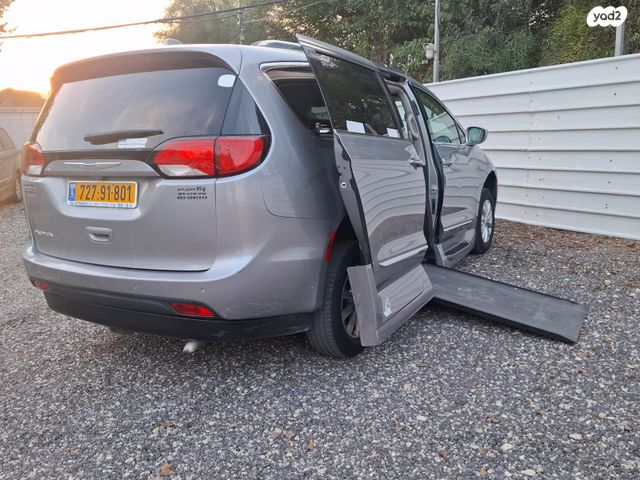 קרייזלר פסיפיקה