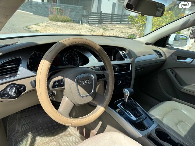 אאודי A4