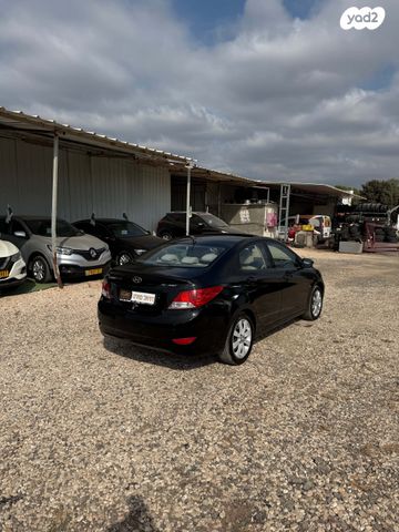 יונדאי אקסנט i25