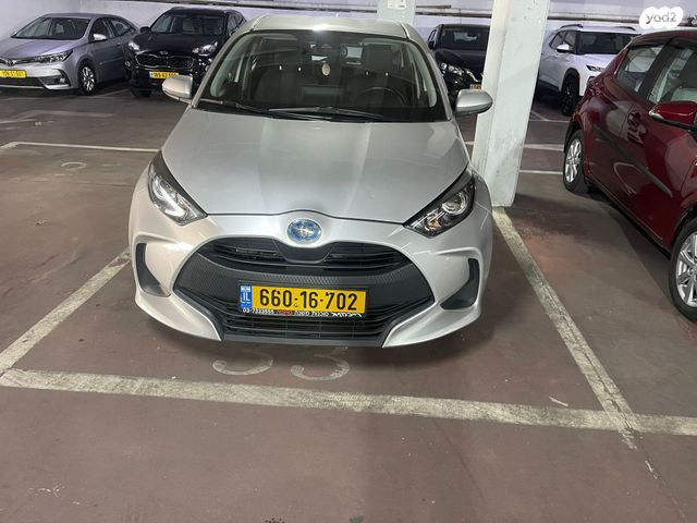 מודעת רכב טויוטה יאריס 2