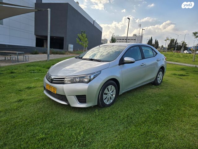 מודעת רכב טויוטה קורולה