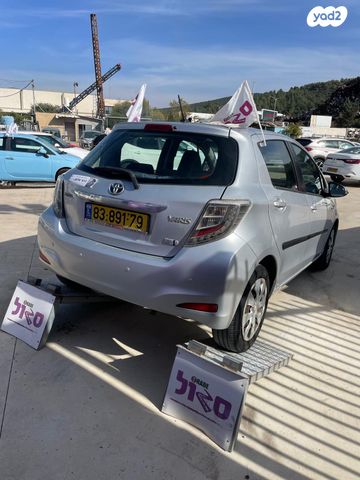 טויוטה יאריס