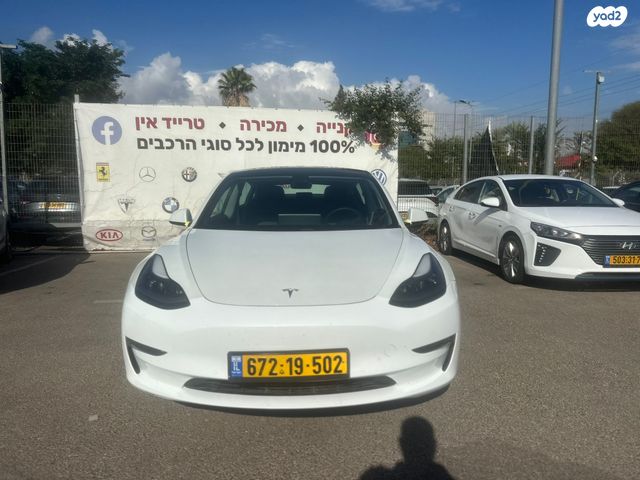 טסלה מודל 3