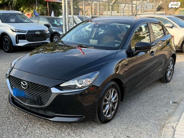 מודעת רכב מאזדה 2