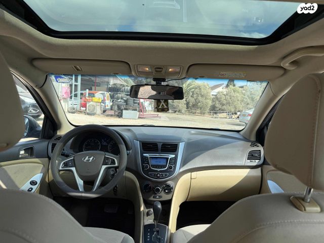 יונדאי אקסנט i25