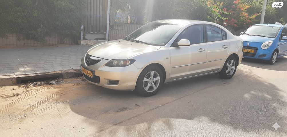 מאזדה 3