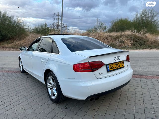 אאודי A4