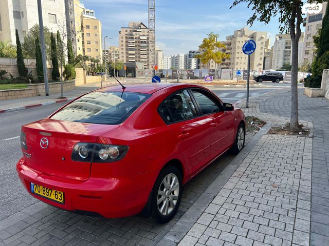 מאזדה 3