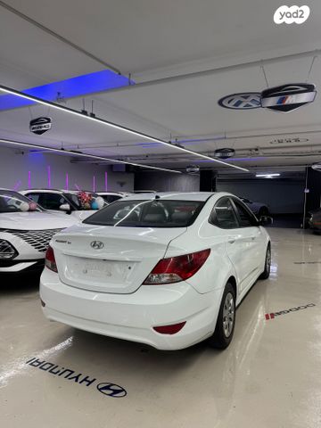 יונדאי אקסנט i25