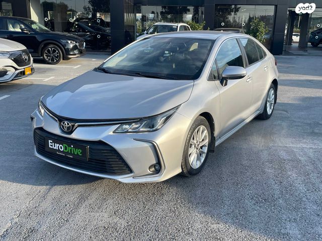 מודעת רכב טויוטה קורולה