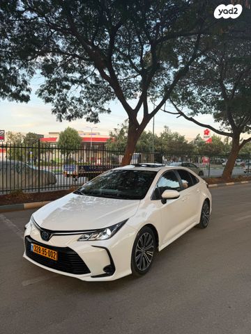 טויוטה קורולה