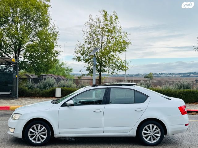 סקודה אוקטביה