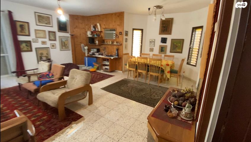 דו משפחתי, משעול הסייפן 21, הפרחים, קרית גת