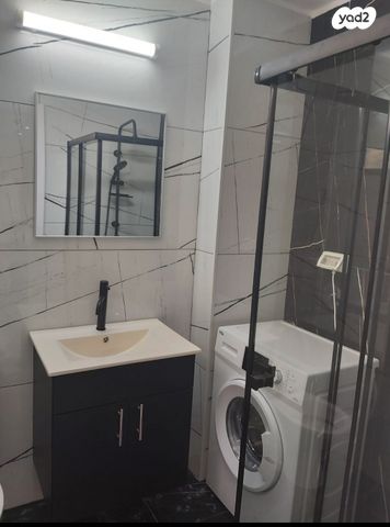 דירה, שדרות יוספטל 109, גבעה א', שביט, קרית אתא