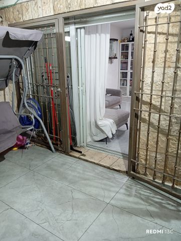 דירת גן, השישה עשר 6, פסגת זאב, ירושלים