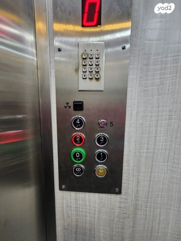 דירה, פרופ' איינשטיין 5, ב' / צפון מערב העיר, רחובות